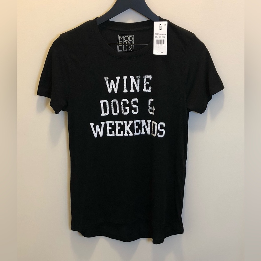 NWT Modern Lux Graphic Tee